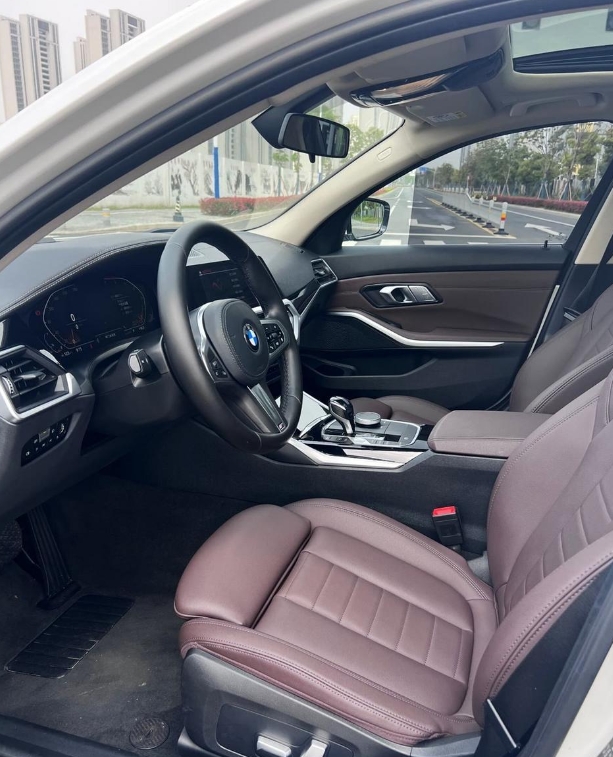 宝马3系 2020款 320Li 2.0T 手自一体 M运动 宝马3系 2020款 320Li 2.0T 手自一体 M运动