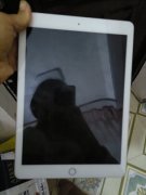 ipad2018款 (9.7寸)32G 闲置一个 要出 算8