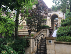 热门新上 南朝向5居室 户型方正 低层楼层