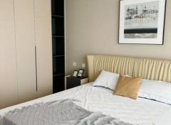 万家湾135.58平南北多层[1-7层]精装修热卖