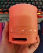 索尼SRS XB13 茶杯音箱 小巧可爱
