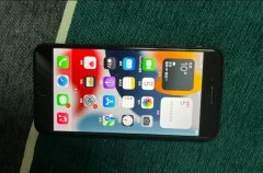 8成新 iPhone 7Plus 128G 深空灰