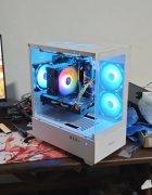 95新i5 12400白色主机 1060显卡 组装机 海景房